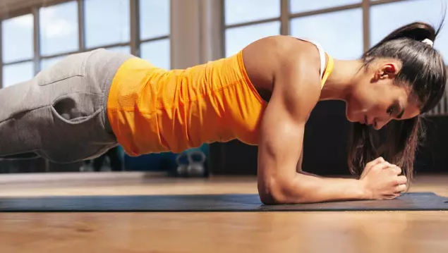 每天做180秒平板支撑,坚持1个月会发生什么?