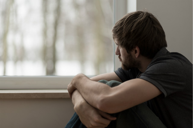 男孩子老是不开心？注意这点是抑郁症的信号